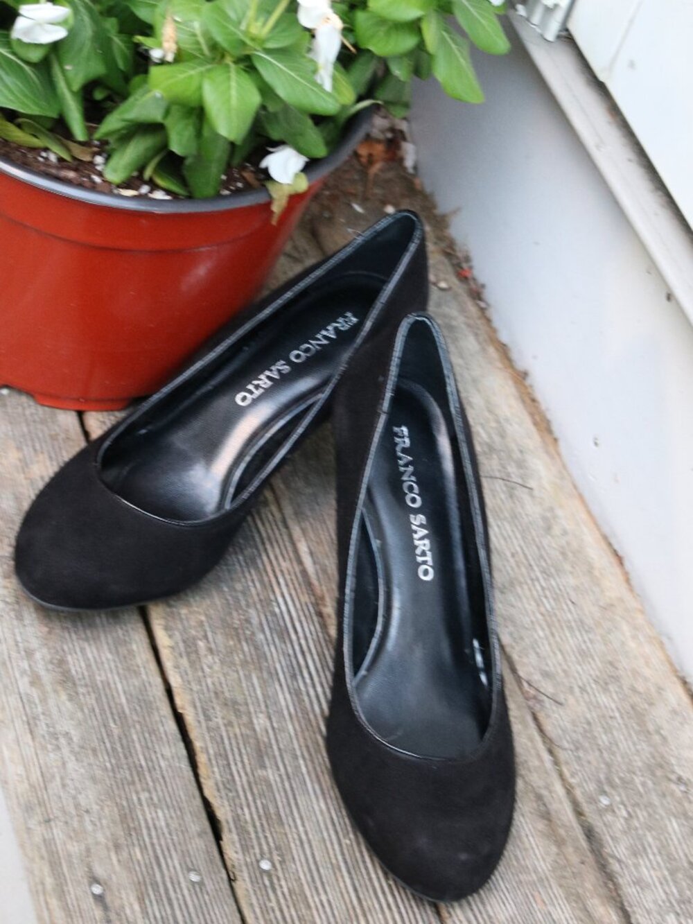 Franco Sarto Zues Black Suede w Patent Leather 2.75" Wedge Heel Pumps Sz 7